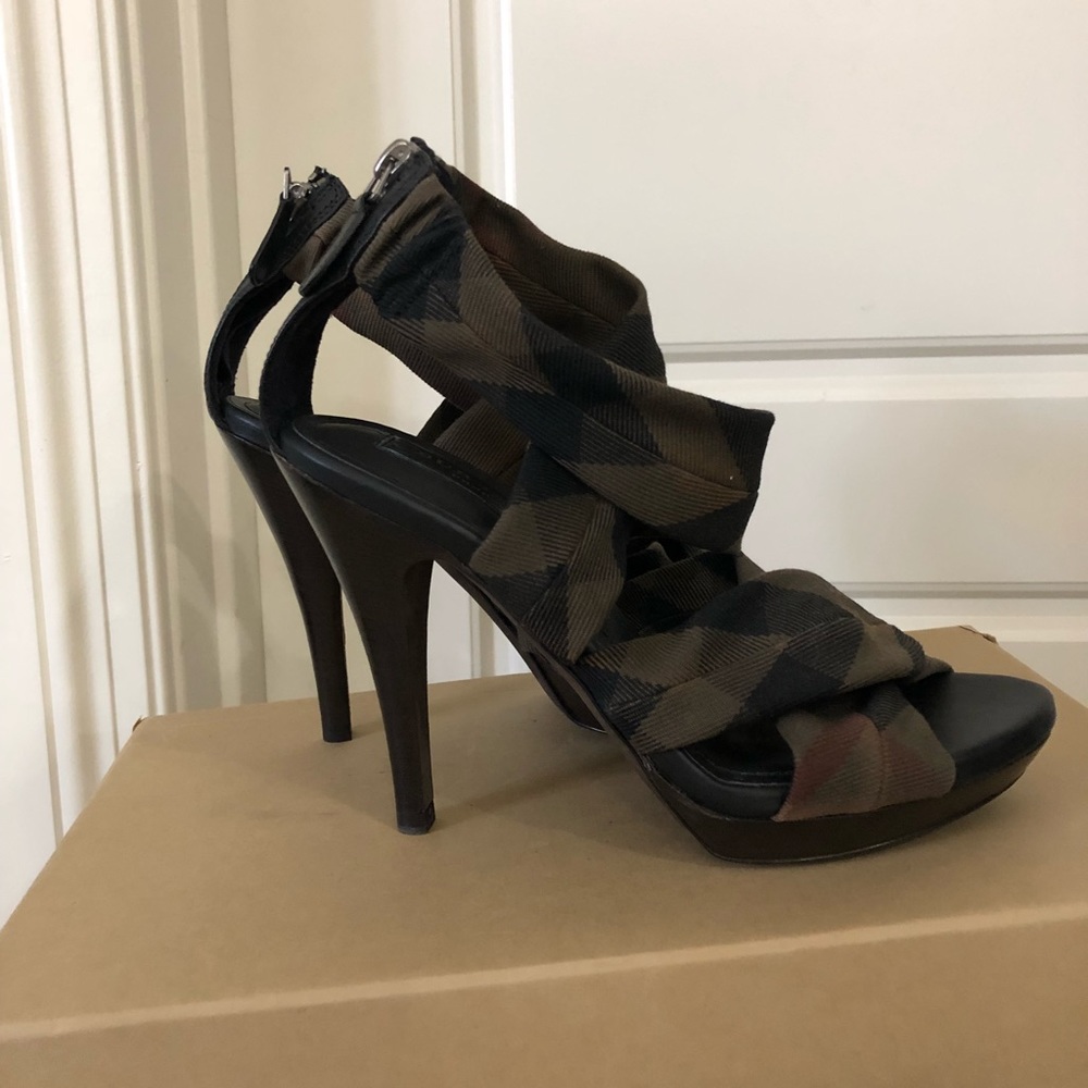 Burberry High Heel Sandal - Picture 3 of 8